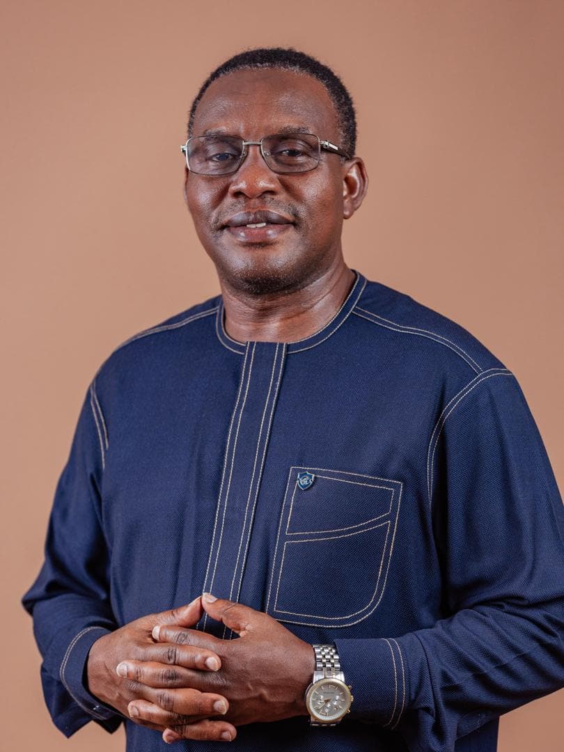 Edem Adzogenu press photograph 2